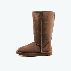 Brown ugg tall boots